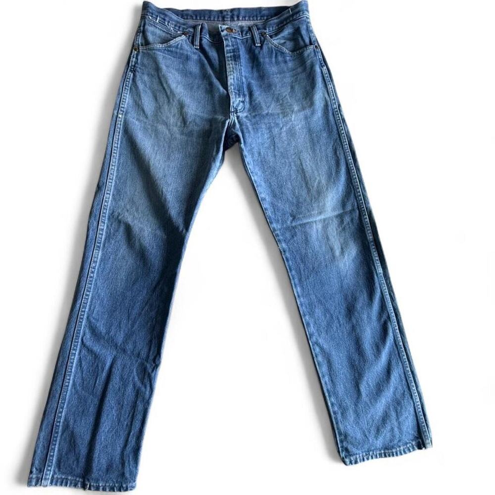 Wrangler blue jeans size 36x33